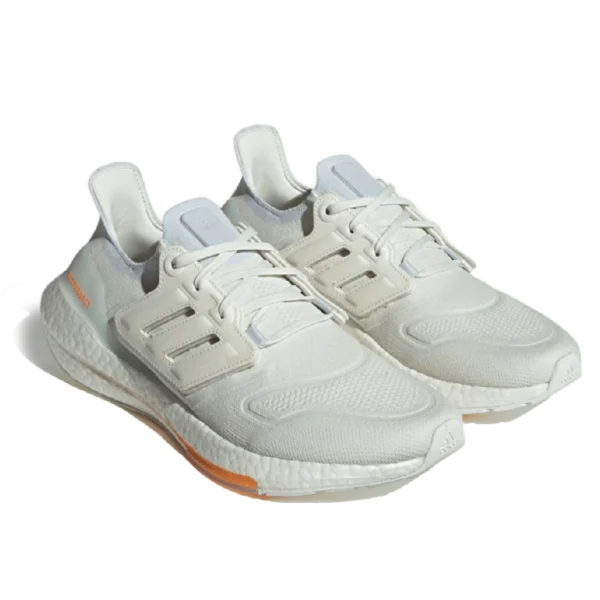 ⁦Adidas Ultraboost 22 White Blue Tint⁩ – תמונה ⁦2⁩