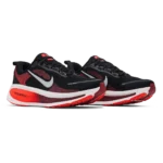 ⁦Nike Vomero 18 Black Bright Crimson⁩ – תמונה ⁦2⁩