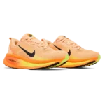 ⁦Nike Vomero 18 Orange Chalk Black⁩ – תמונה ⁦2⁩