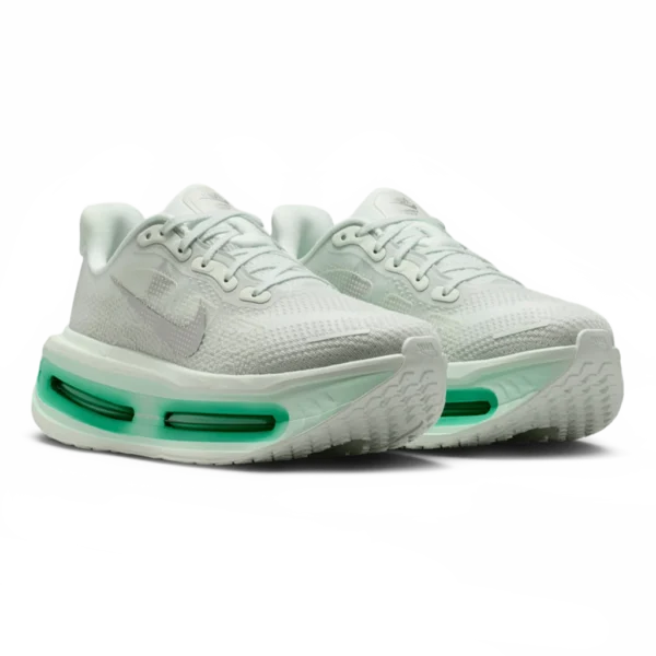 ⁦Nike Vomero Premium Barely Green Metallic Silver⁩ – תמונה ⁦2⁩