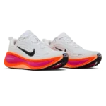 ⁦Nike Vomero Plus White Fire Pink⁩ – תמונה ⁦2⁩