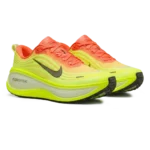 ⁦Nike Vomero Plus Bright Mango⁩ – תמונה ⁦2⁩