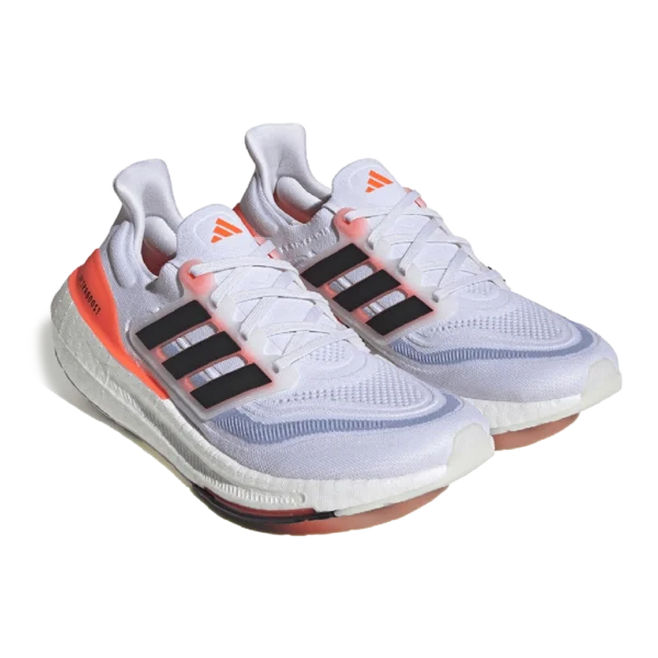 ⁦Adidas Ultraboost Light Cloud White Core Black Solar Red⁩ – תמונה ⁦2⁩
