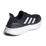 ⁦Adidas Ultraboost 5 Core Black Cloud White Iron Metallic⁩ – תמונה ⁦3⁩