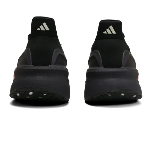 ⁦Adidas Ultraboost 5X "Athlete Pack " Core Black Zero Metallic Spark⁩ – תמונה ⁦3⁩