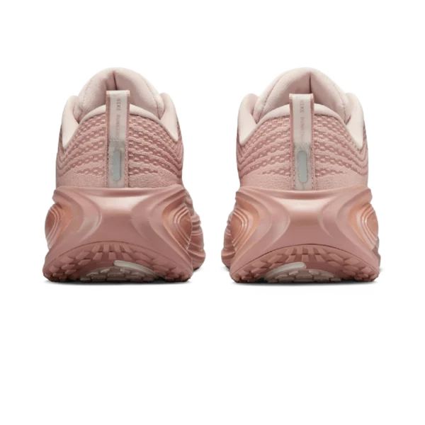 ⁦Nike Vomero Plus Particle Pink Rose Gold⁩ – תמונה ⁦3⁩