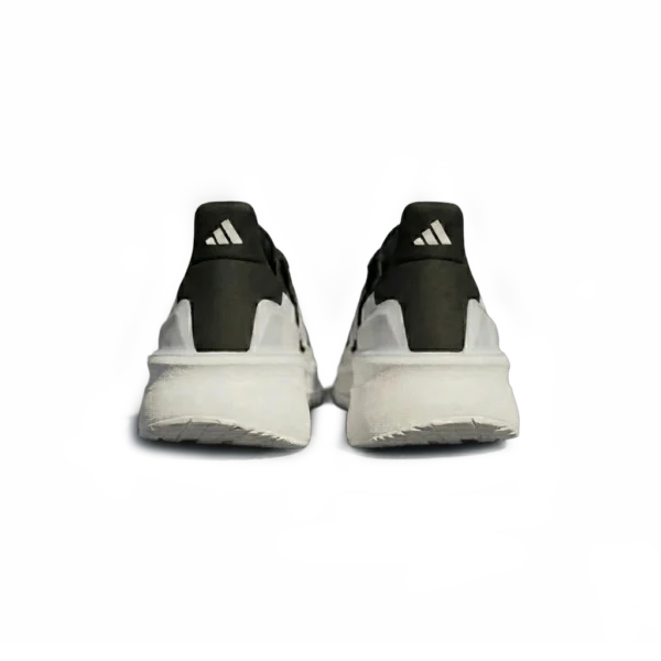⁦Adidas Ultraboost 5 Black White⁩ – תמונה ⁦3⁩
