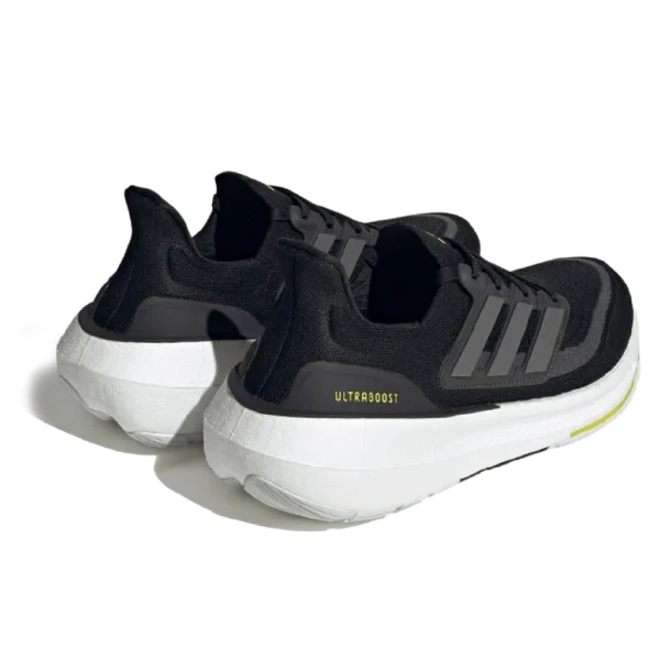 ⁦Adidas Ultraboost Light Core Black Grey Cloud White⁩ – תמונה ⁦3⁩