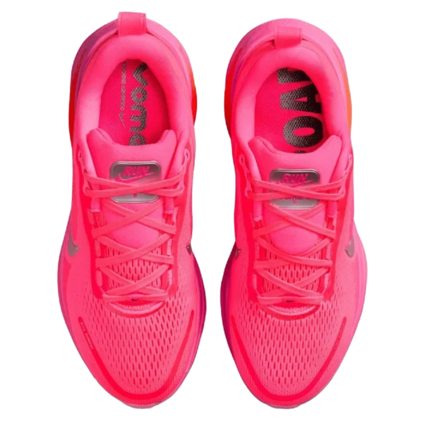 ⁦Nike Vomero 18 Digital Pink Bright Crimson Hyper Orange⁩ – תמונה ⁦4⁩
