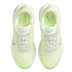 ⁦Nike Vomero Plus Summit White Barely Volt Metallic Silver⁩ – תמונה ⁦4⁩