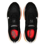 ⁦Nike Vomero Plus Black Bright Crimson White⁩ – תמונה ⁦4⁩