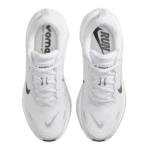 ⁦Nike Vomero Plus White Dark Smoke Grey Metallic⁩ – תמונה ⁦4⁩