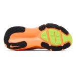 ⁦Nike Vomero 18 Orange Chalk Black⁩ – תמונה ⁦5⁩
